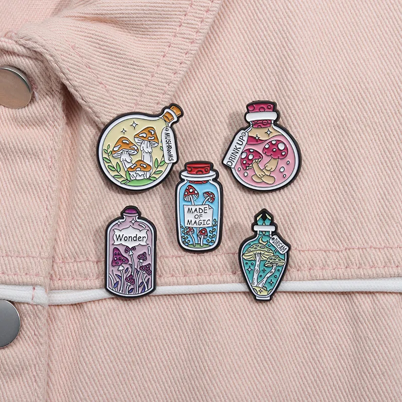 Cartoon Style Cute Cowboy Style Letter Bottle Mushroom Alloy Stamping Stoving Varnish Plating Unisex Brooches display picture 5