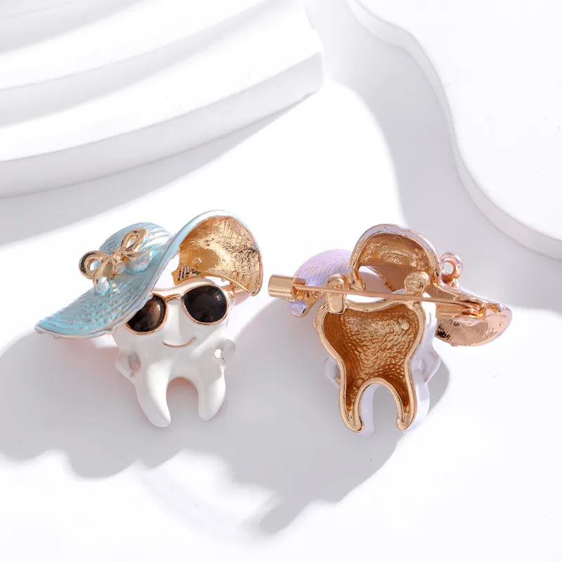 Cute Classic Style Guitar Teeth Cat Alloy Enamel Inlay Rhinestones Unisex Corsage Brooches Collar Pin display picture 20