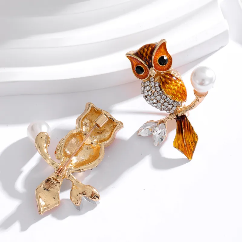 Cute Classic Style Guitar Teeth Cat Alloy Enamel Inlay Rhinestones Unisex Corsage Brooches Collar Pin display picture 26