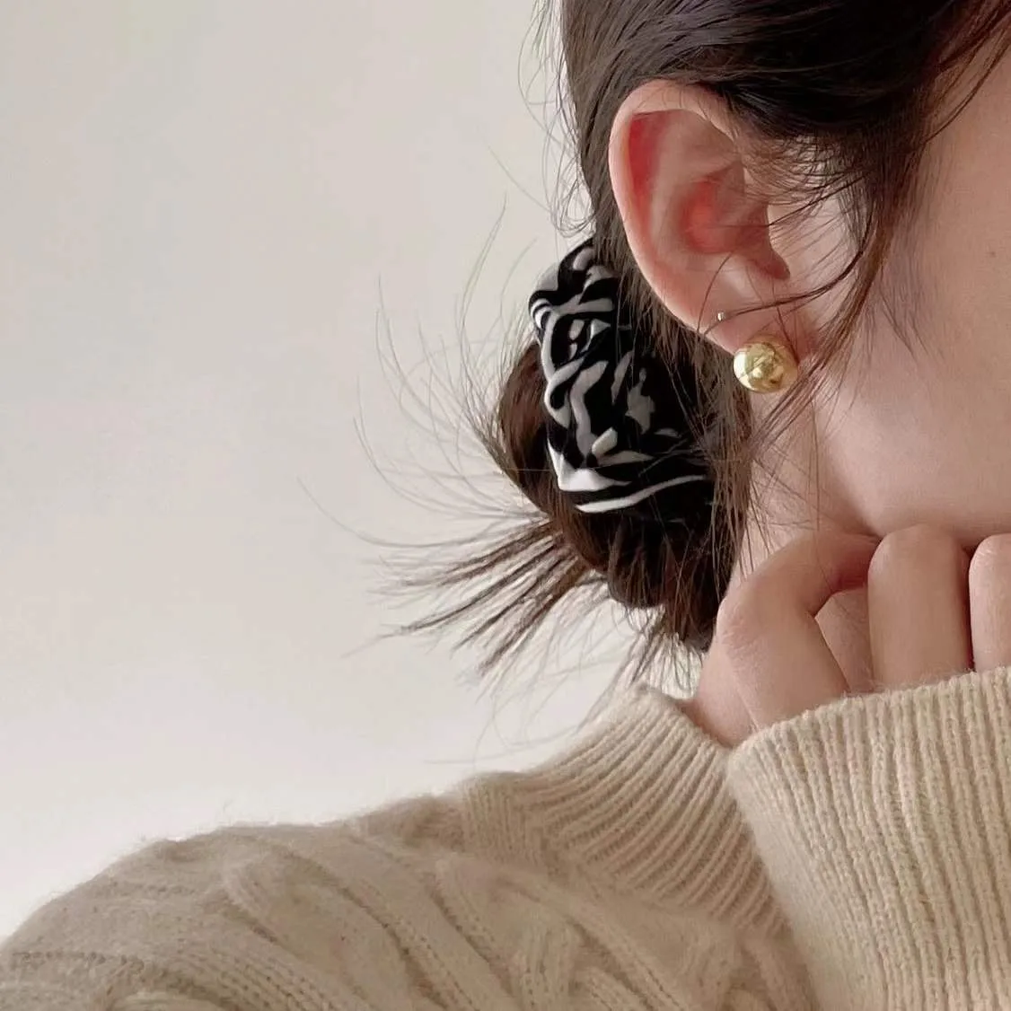 1 Pair 925 Sterling Silver Solid Color Ear Studs display picture 6