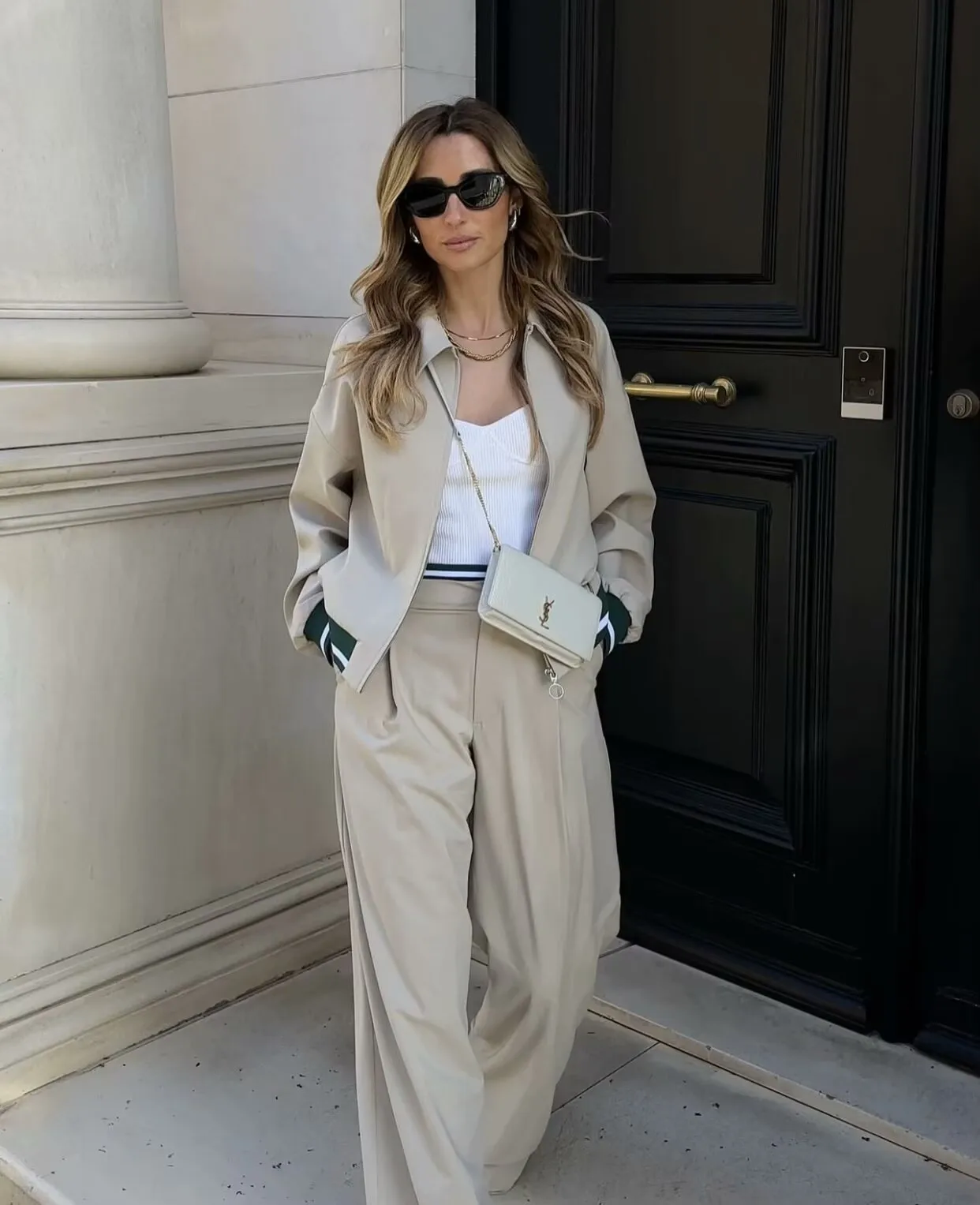 Women's Streetwear Solid Color Contrast Binding Zipper Coat display picture 3