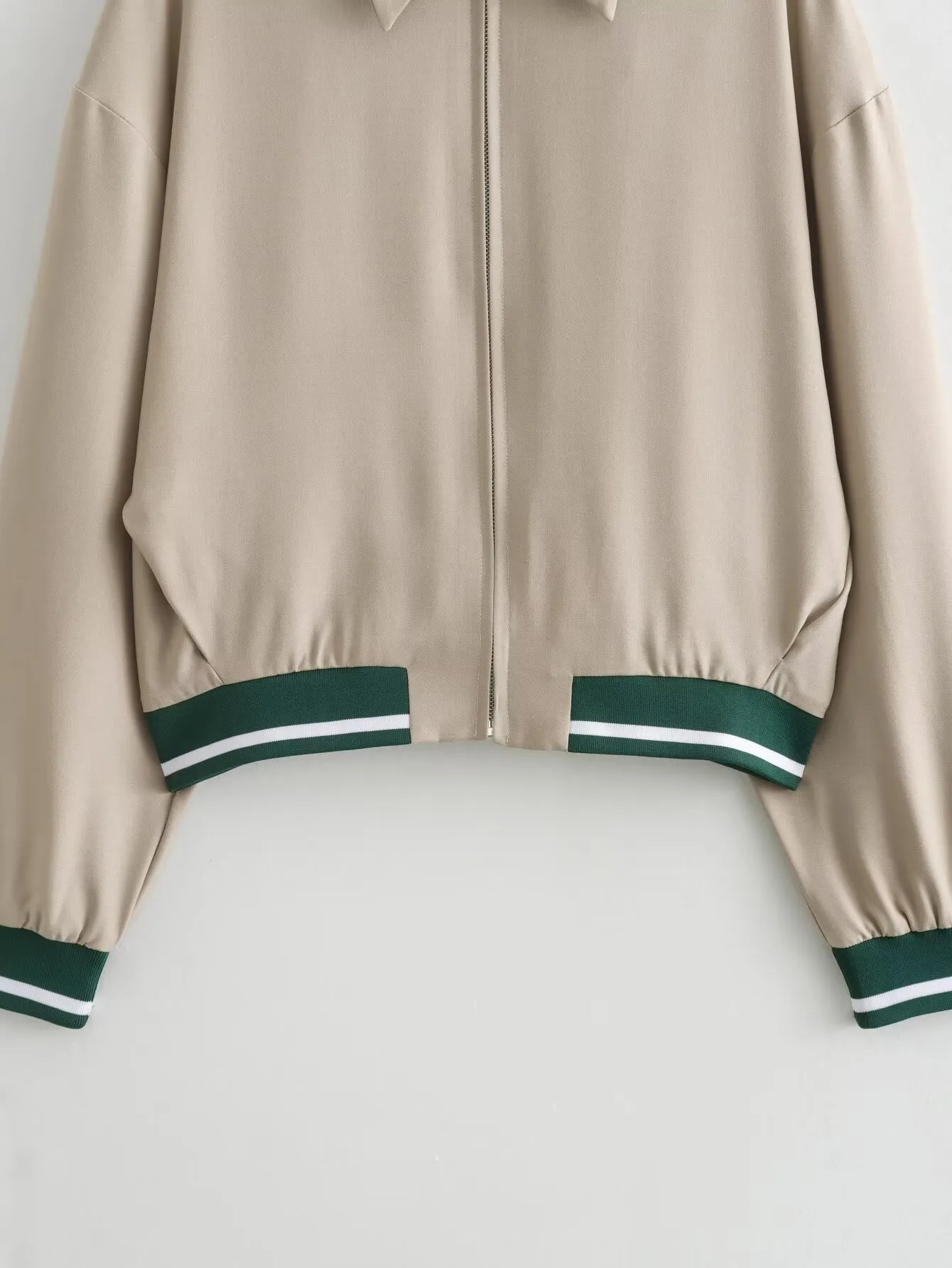 Women's Streetwear Solid Color Contrast Binding Zipper Coat display picture 8