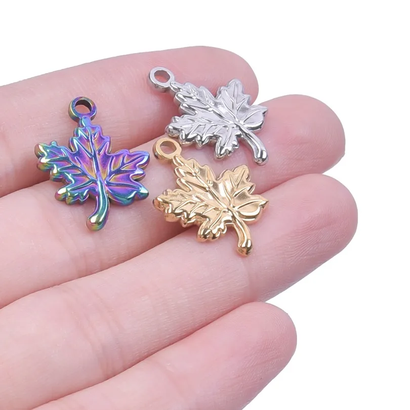 1 Piece 304 Stainless Steel 18K Gold Plated Leaf Pendant display picture 2