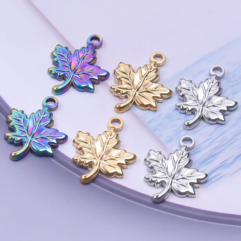 1 Piece 304 Stainless Steel 18K Gold Plated Leaf Pendant display picture 3