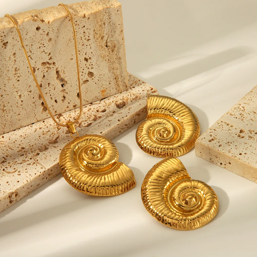 Wholesale Jewelry IG Style Vacation Beach Conch Spiral 304 Stainless Steel 18K Gold Plated Plating Earrings Necklace Jewelry Set display picture 7