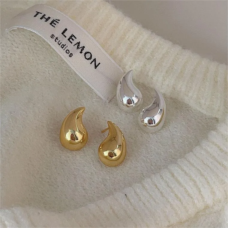 1 Pair Simple Style Water Droplets Sterling Silver Ear Studs display picture 1