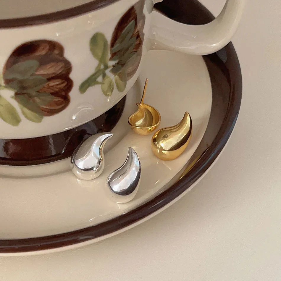 1 Pair Simple Style Water Droplets Sterling Silver Ear Studs display picture 3
