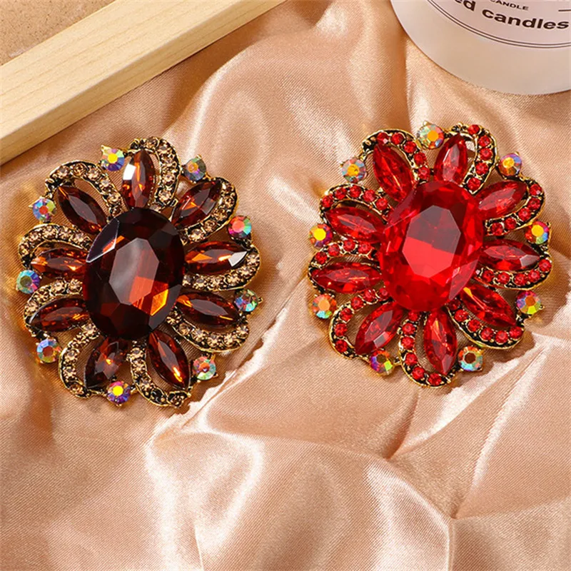 IG Style Simple Style Shiny Flower Alloy Inlay Rhinestones Zircon Women's Brooches display picture 4