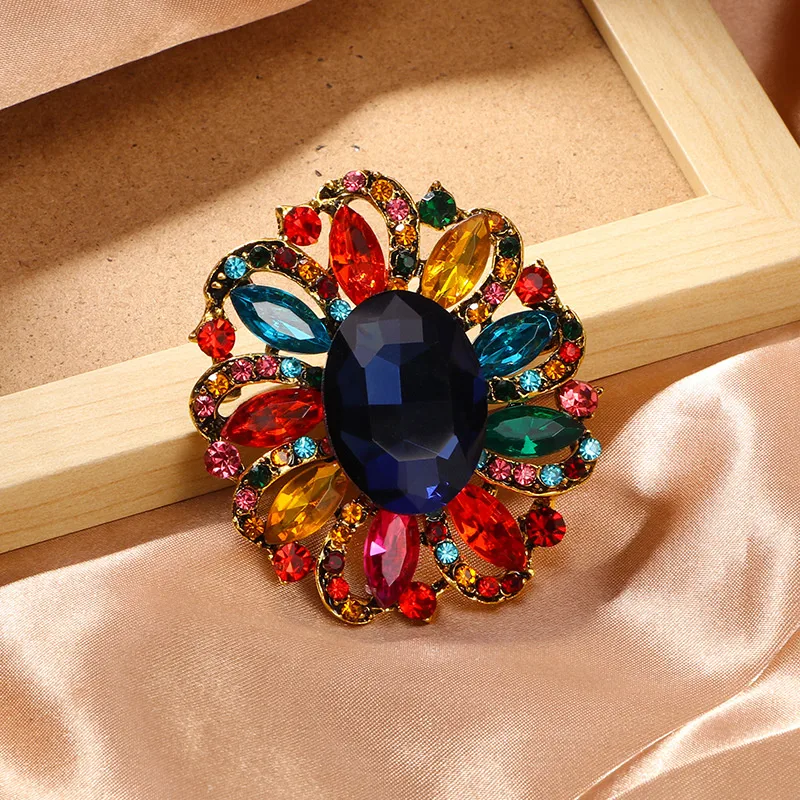 IG Style Simple Style Shiny Flower Alloy Inlay Rhinestones Zircon Women's Brooches display picture 8