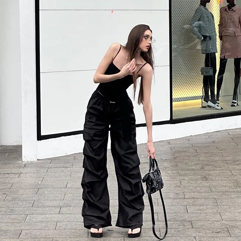 Women's Holiday Party Date Streetwear Solid Color Full Length Pocket Casual Pants Cargo Pants display picture 3