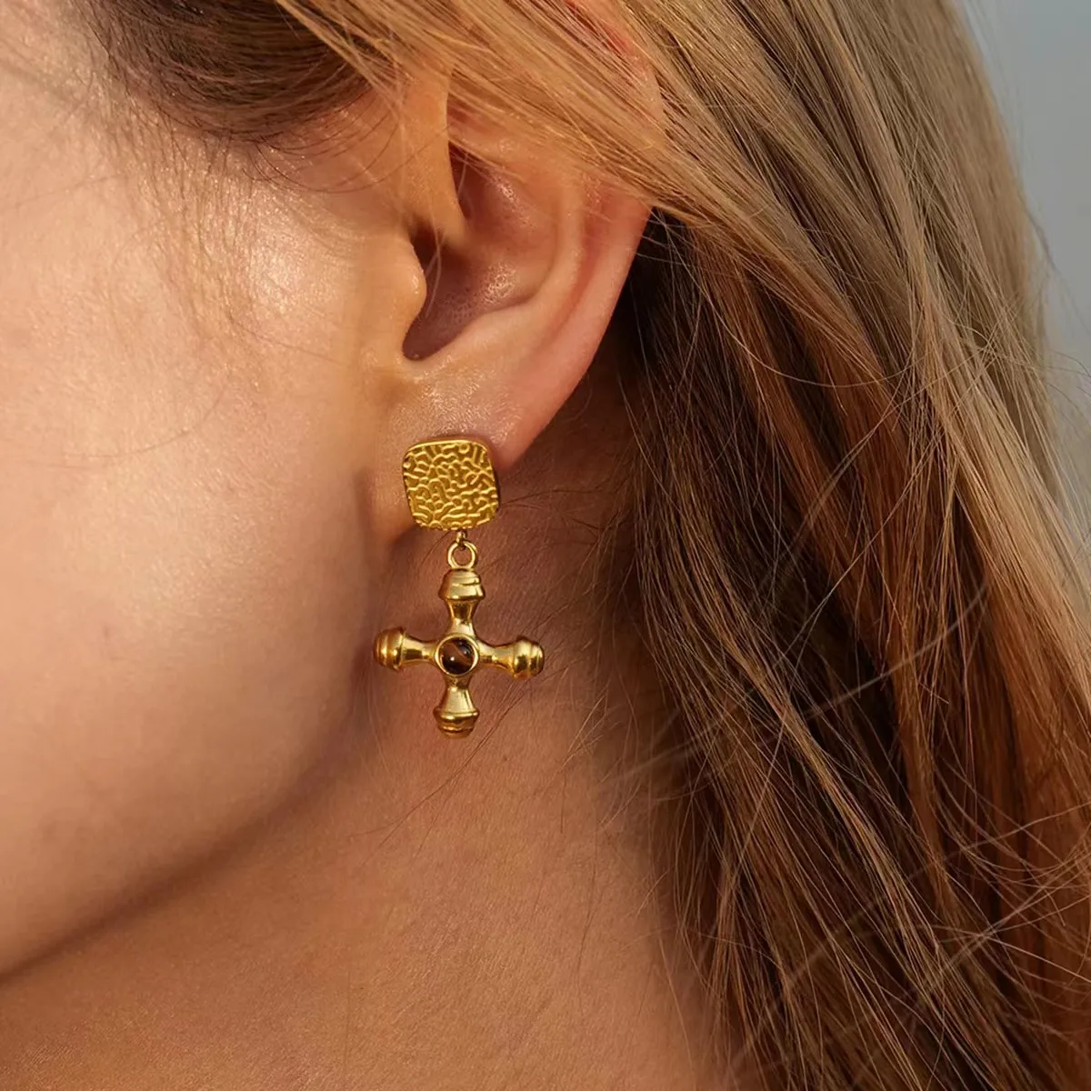 304 Stainless Steel 18K Gold Plated Casual Simple Style Polishing Plating Inlay Cross Artificial Gemstones Earrings Necklace display picture 2