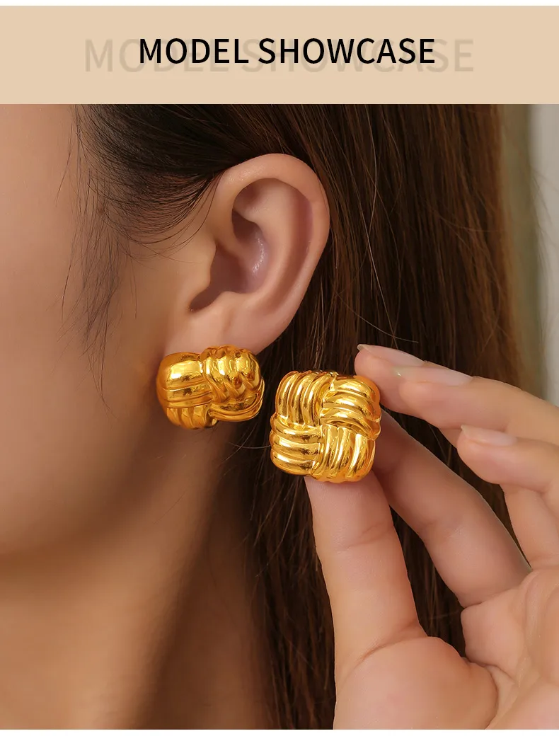 1 Pair Casual Simple Style U Shape Lines Plating 304 Stainless Steel 18K Gold Plated Ear Studs display picture 4