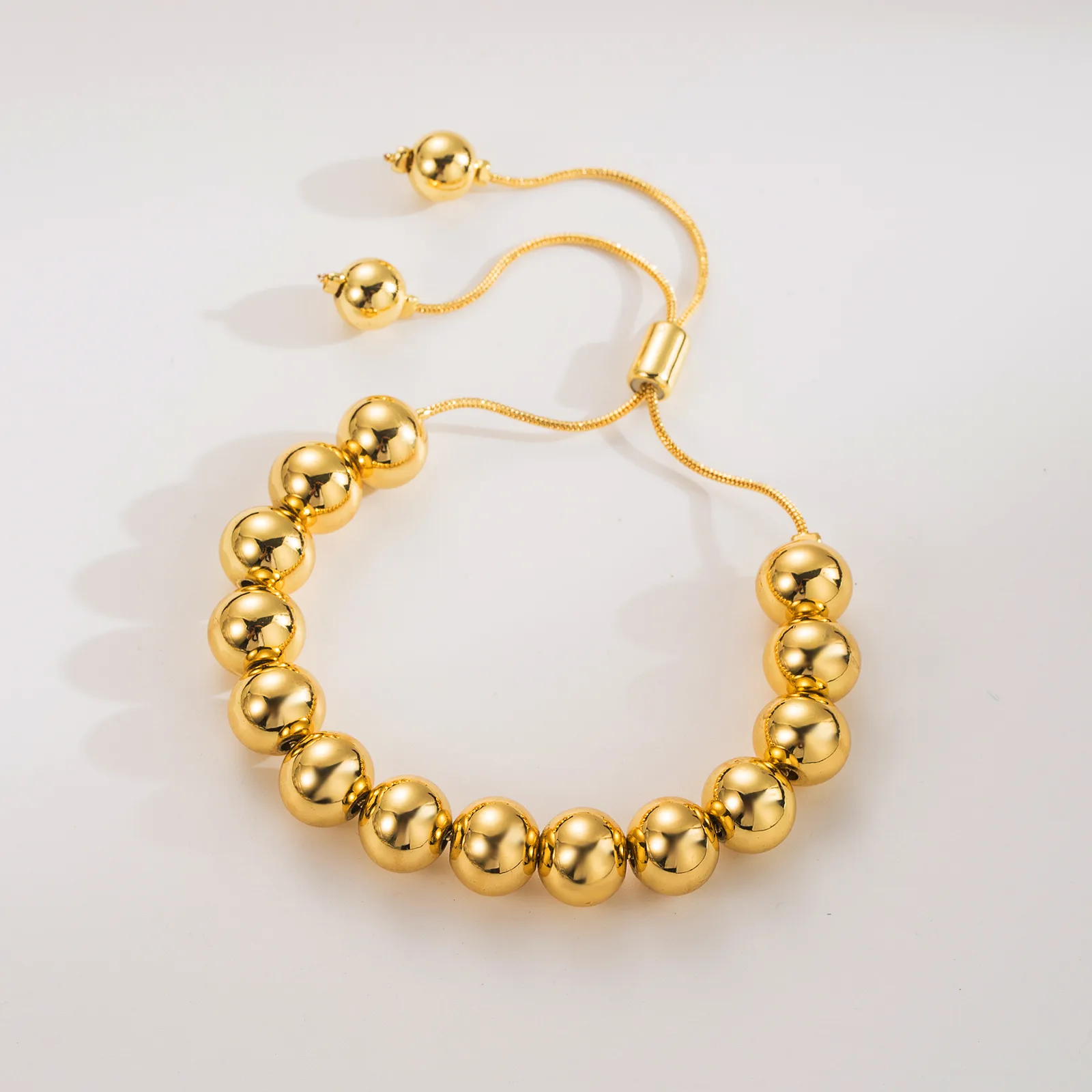 Copper 18K Gold Plated IG Style Classic Style Plating Round Bracelets display picture 3