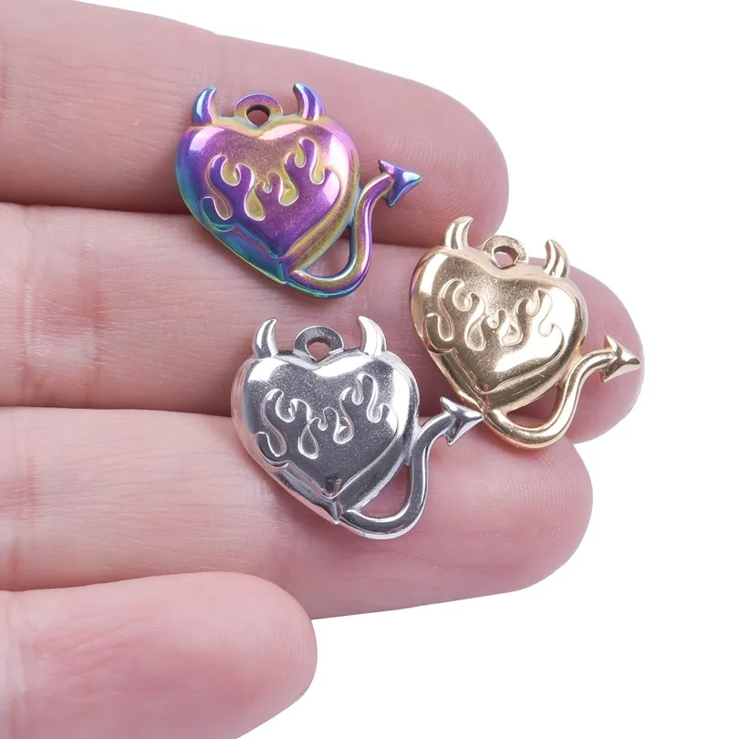304 Stainless Steel 18K Gold Plated Basic Modern Style Classic Style Plating Geometric Demon Heart Shape Pendant Necklace display picture 4