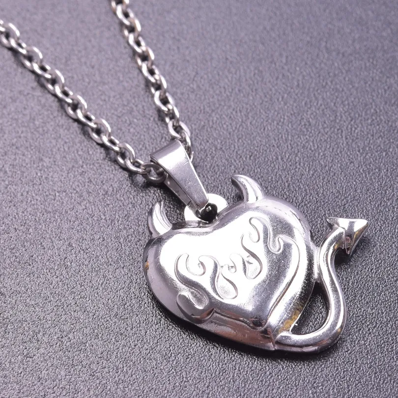 304 Stainless Steel 18K Gold Plated Basic Modern Style Classic Style Plating Geometric Demon Heart Shape Pendant Necklace display picture 17