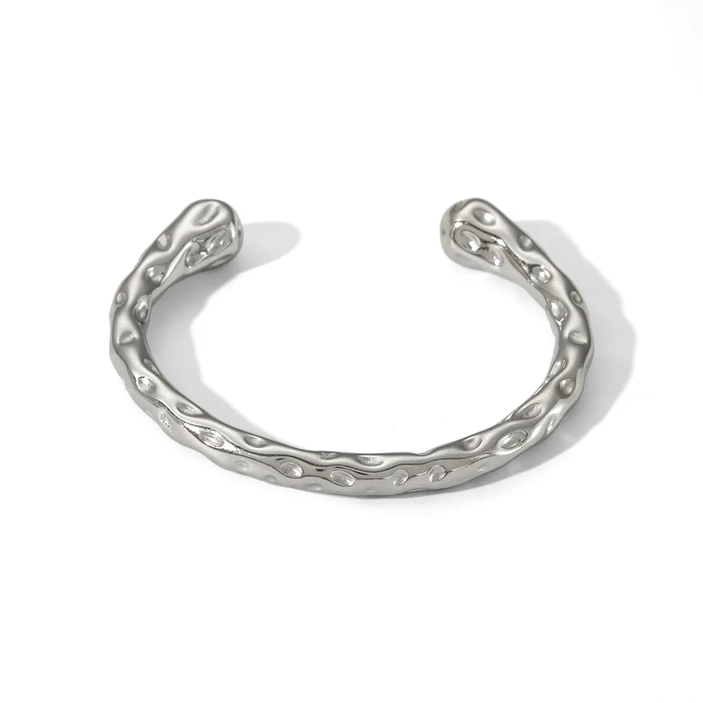 Vintage Style Romantic Simple Style C Shape 304 Stainless Steel 18K Gold Plated Bangle In Bulk display picture 1