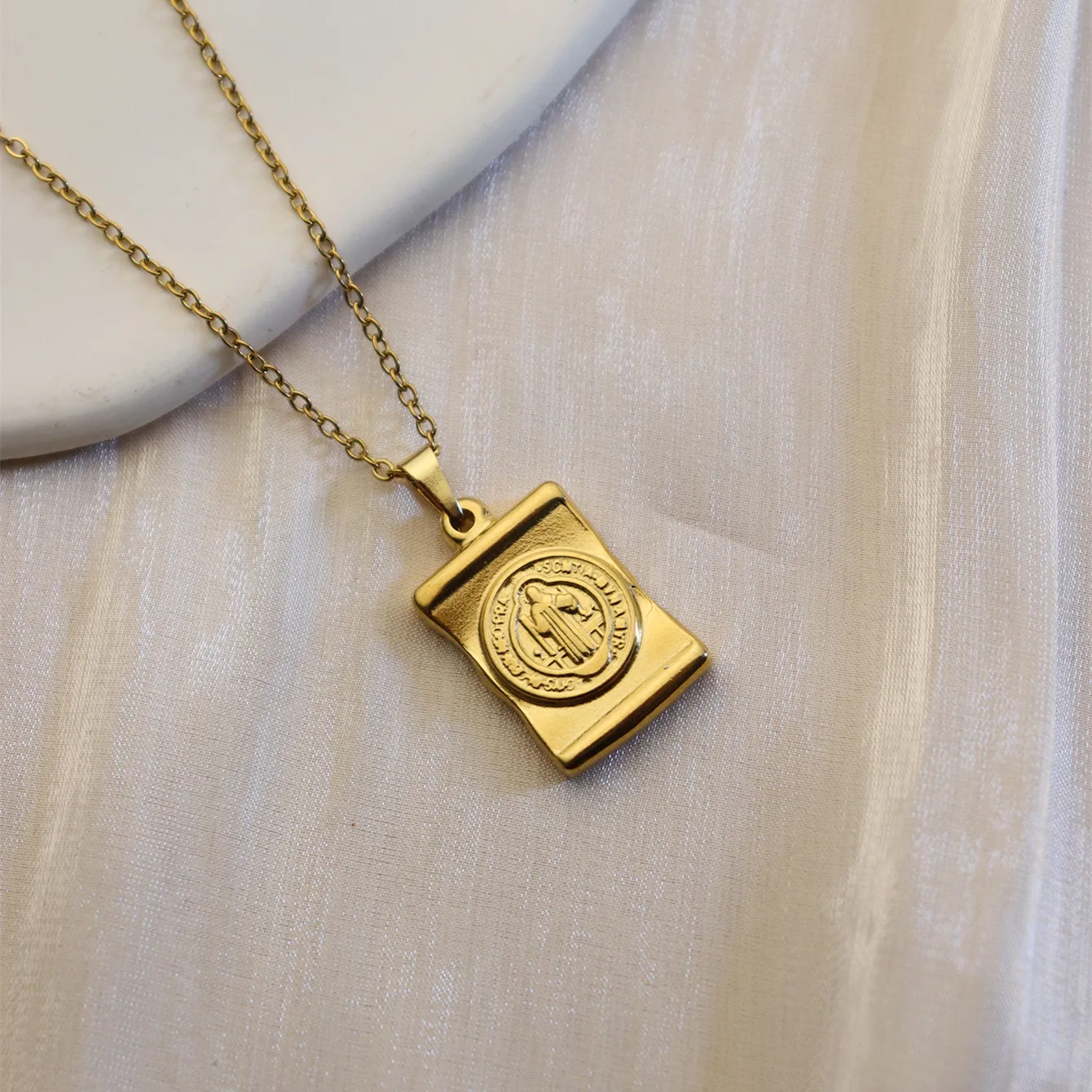 304 Stainless Steel 18K Gold Plated Simple Style Plating Inlay Sun Water Droplets Eye Natural Stone Pendant Necklace display picture 29