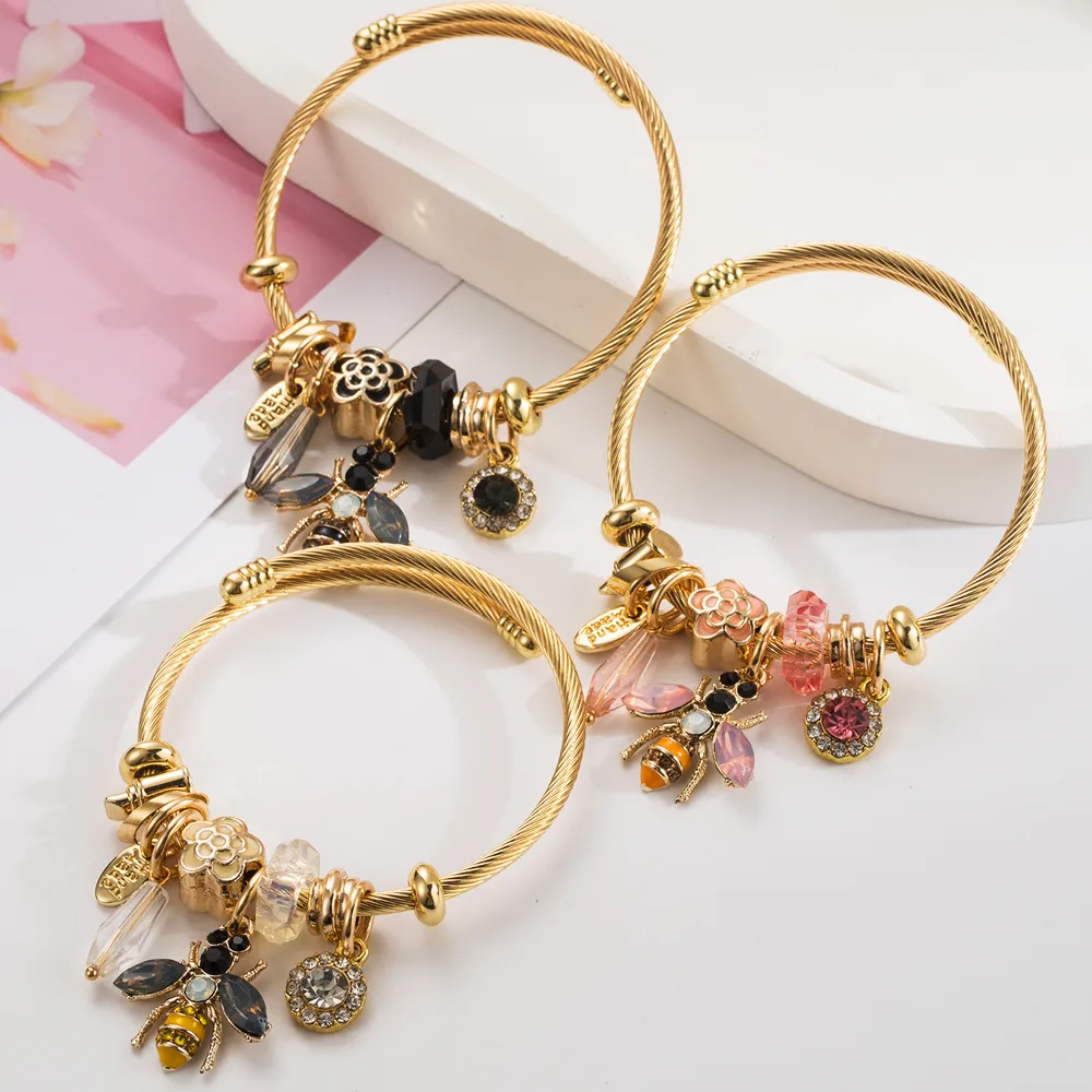 Casual Modern Style Classic Style Bee 304 Stainless Steel 14K Gold Plated Rhinestones Bangle In Bulk display picture 2
