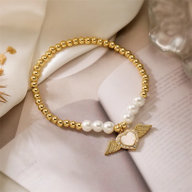 Copper Simple Style Shiny Plating Inlay Heart Shape Zircon Bracelets display picture 1