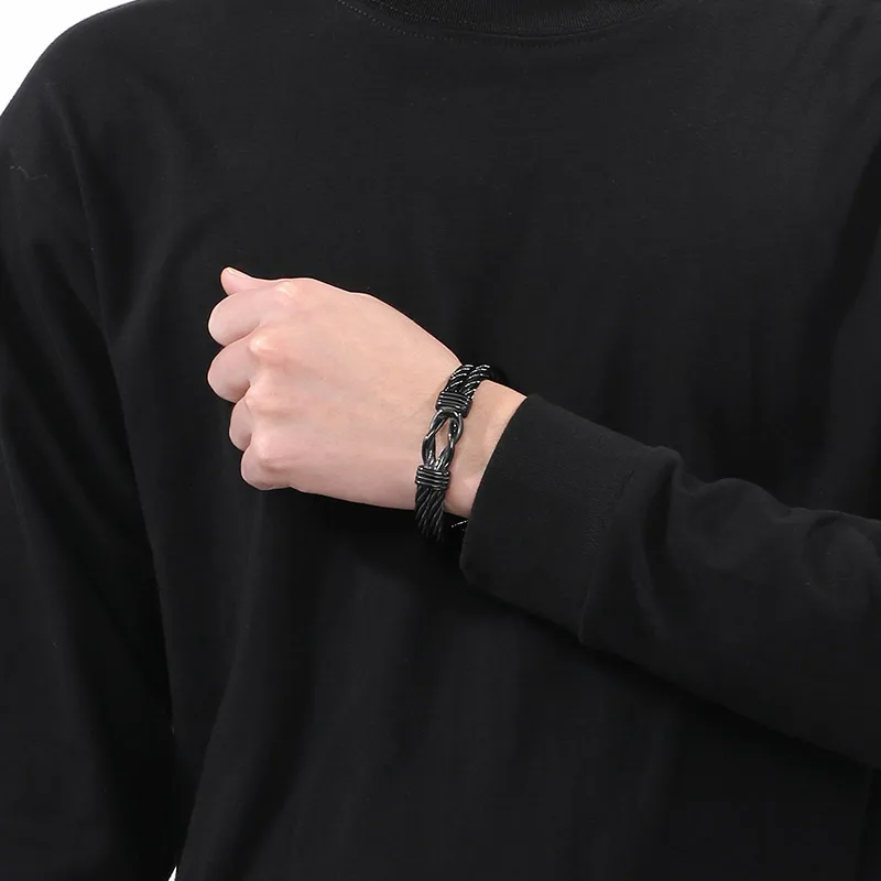 Hip-Hop Solid Color 304 Stainless Steel Men's Cuff Bracelets display picture 6