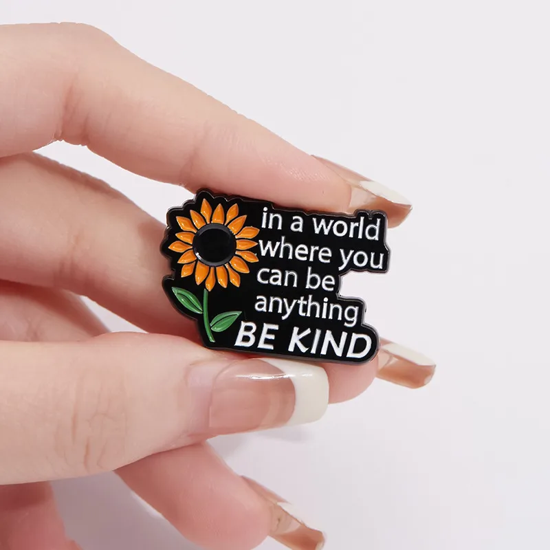 Cartoon Style Cute Sunflower Letter Alloy Stamping Stoving Varnish Plating Unisex Brooches display picture 3