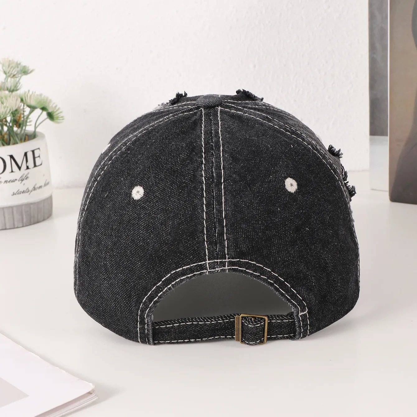 Unisex Vintage Style Streetwear Solid Color Curved Eaves Baseball Cap display picture 4