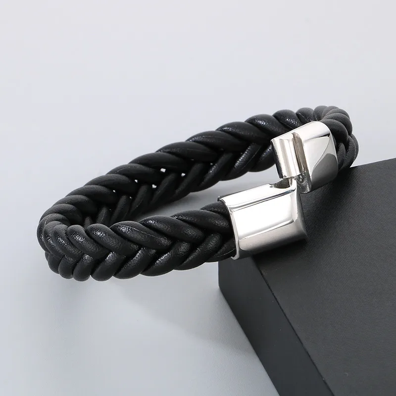 Casual Simple Style Solid Color 304 Stainless Steel Cowhide Leather Braid Men's Bangle display picture 5