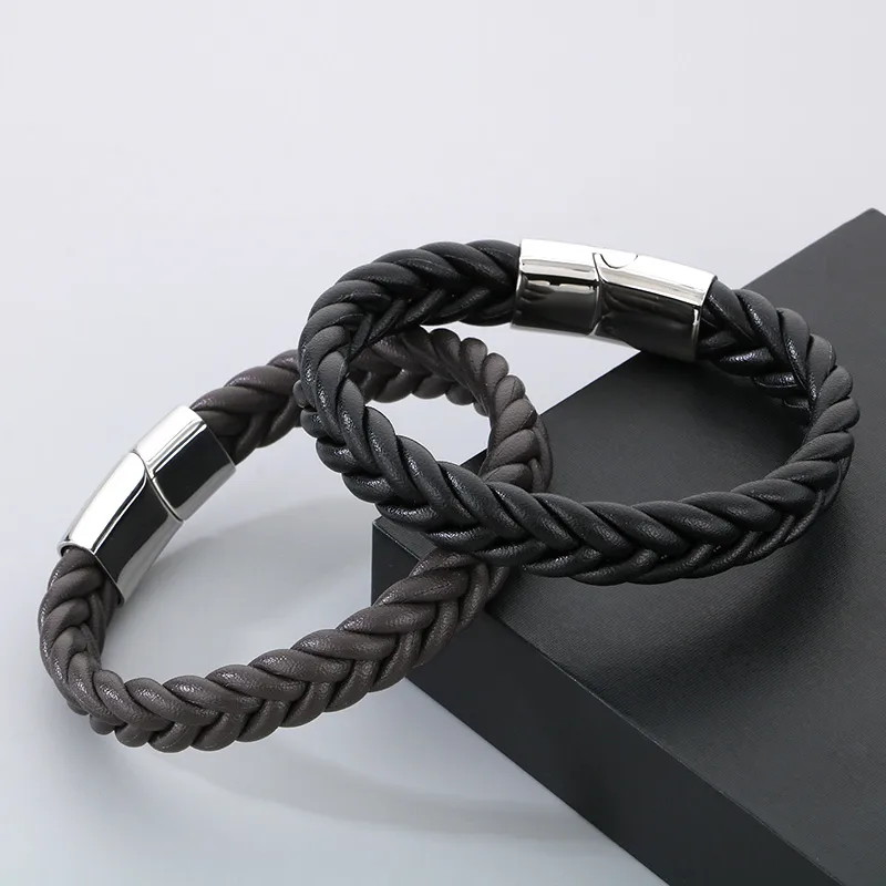 Casual Simple Style Solid Color 304 Stainless Steel Cowhide Leather Braid Men's Bangle display picture 6
