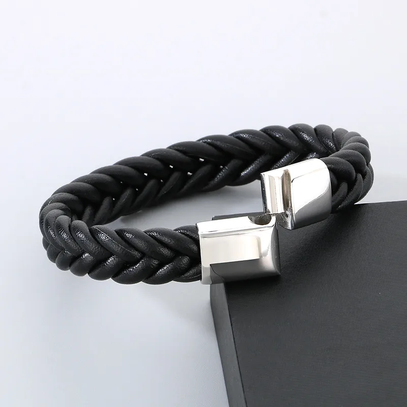 Casual Simple Style Solid Color 304 Stainless Steel Cowhide Leather Braid Men's Bangle display picture 10