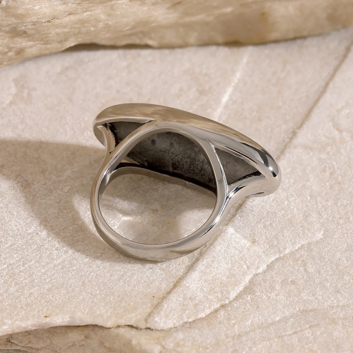 Wholesale Jewelry Simple Style Classic Style Oval 316 Stainless Steel  18K Gold Plated Plating Rings display picture 3