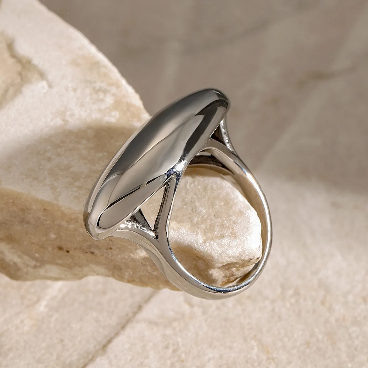 Wholesale Jewelry Simple Style Classic Style Oval 316 Stainless Steel  18K Gold Plated Plating Rings display picture 5