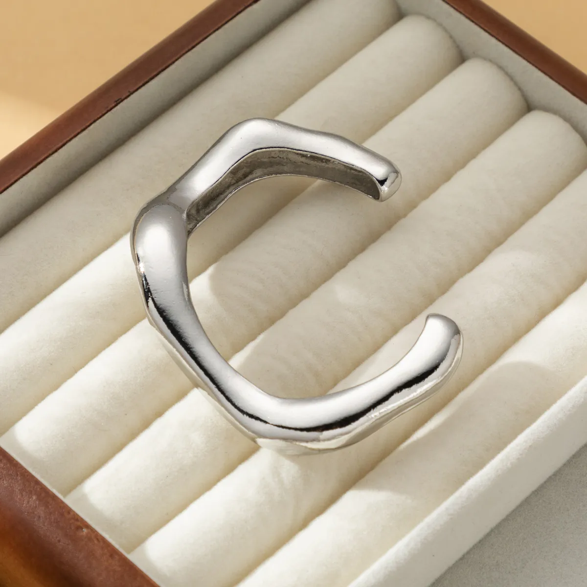 Casual Cute Simple Style Irregular Alloy Wholesale Bangle display picture 4