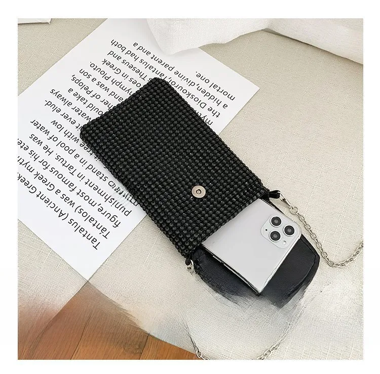 Internet Celebrity Style Casual Street Diamond Shiny Chain Shoulder Messenger Bag Trendy Fashion Shiny Personalized Phone Bag display picture 8