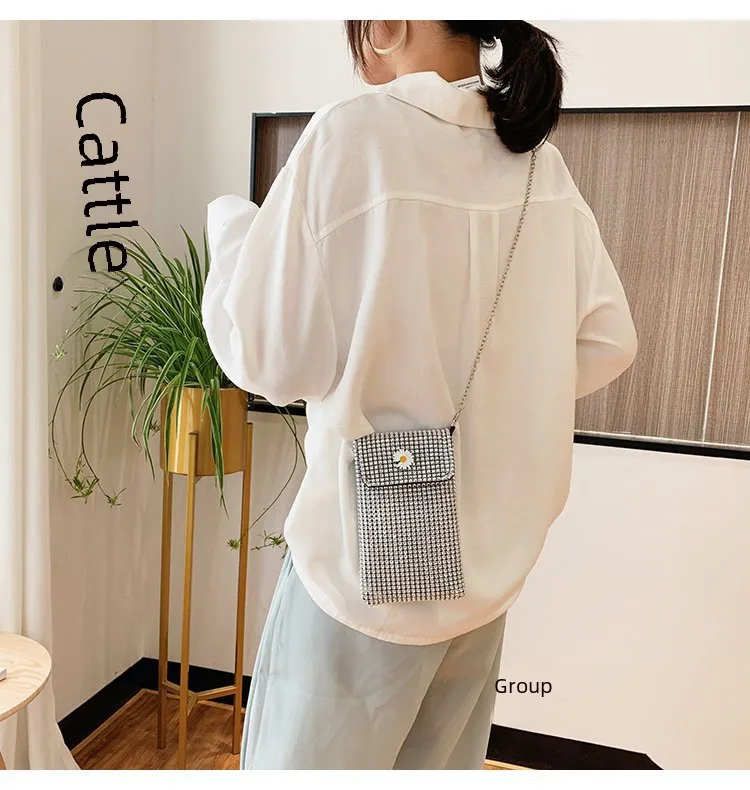Internet Celebrity Style Casual Street Diamond Shiny Chain Shoulder Messenger Bag Trendy Fashion Shiny Personalized Phone Bag display picture 27
