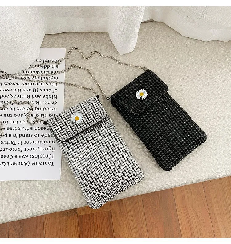 Internet Celebrity Style Casual Street Diamond Shiny Chain Shoulder Messenger Bag Trendy Fashion Shiny Personalized Phone Bag display picture 35