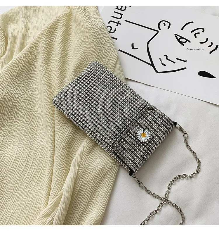 Internet Celebrity Style Casual Street Diamond Shiny Chain Shoulder Messenger Bag Trendy Fashion Shiny Personalized Phone Bag display picture 45