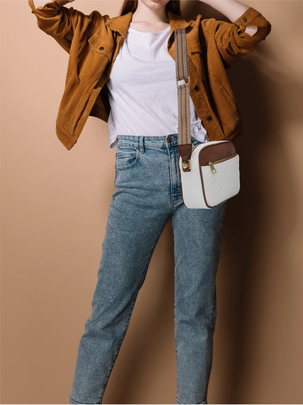 In Stock  Hot Sale Quilted Embroidered Plaid Color Matching Retro Shoulder Bag Zipper Shoulder Strap Messenger Bag Wallet Small Square Bag display picture 10