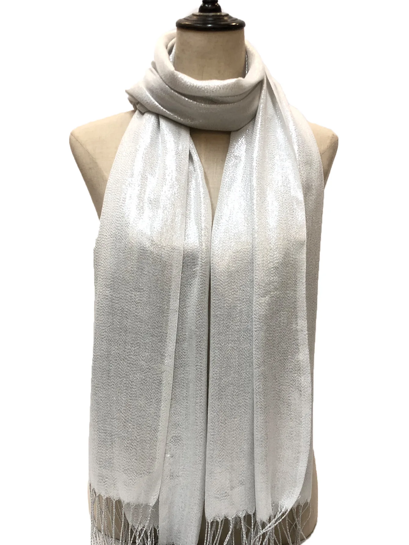 Exclusive For New   Women's Shawl Autumn And Summer Women Tassel Silver Silk Ball Dinner Party Scarf display picture 41