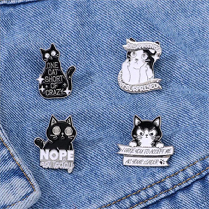 Cartoon Style Cute Animal Alloy Women's Brooches display picture 3
