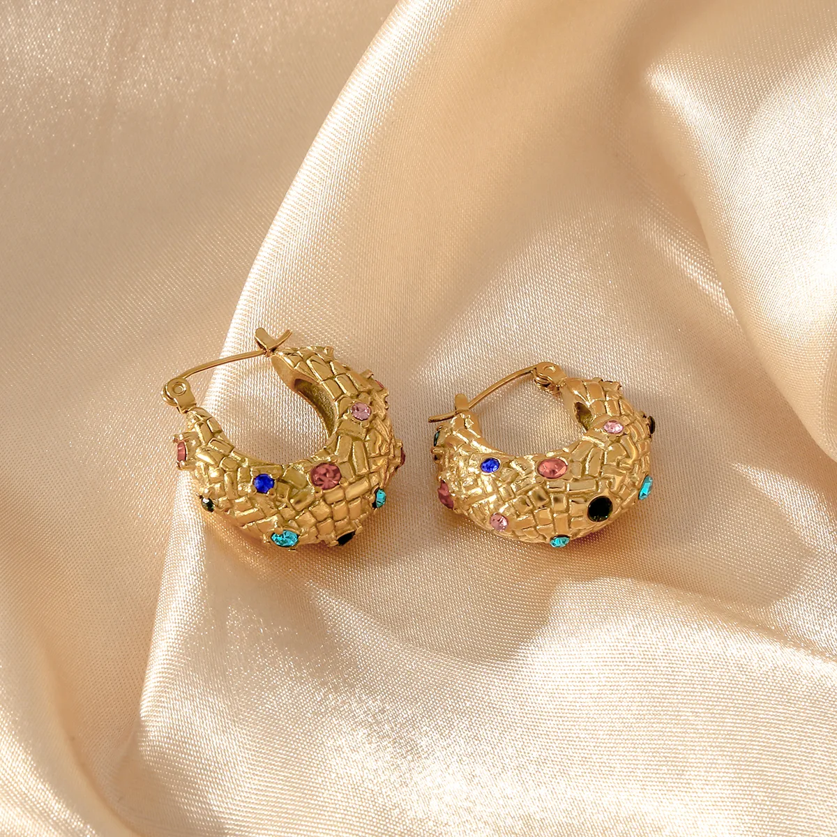 1 Pair Elegant Simple Style U Shape Plating Inlay 304 Stainless Steel Rhinestones 18K Gold Plated Earrings display picture 2