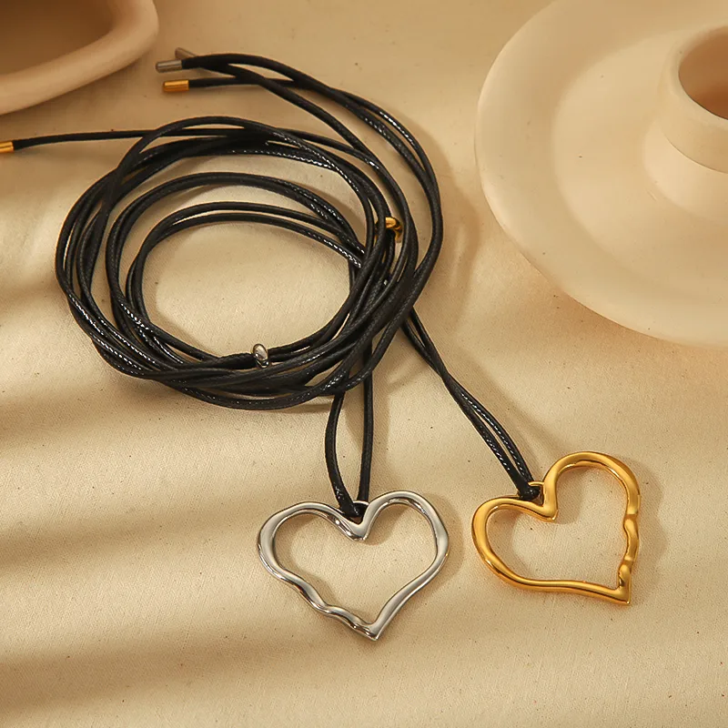 Wholesale Jewelry Simple Style Classic Style Heart Shape 304 Stainless Steel 18K Gold Plated Polishing Plating Pendant Necklace display picture 4