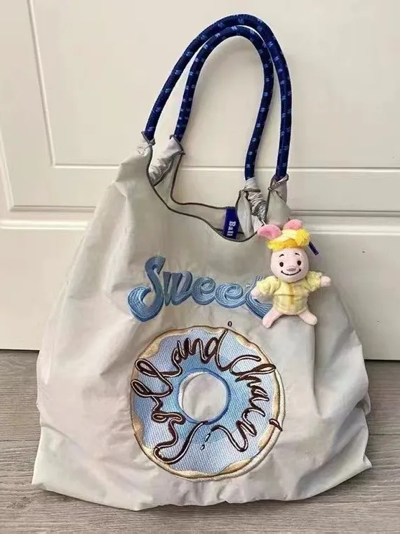 Women's Embroidered Shopping Bag Donut Large Capacity Portable Canvas Bag Environmental Protection Supermarket Portable Foldable Shoulder Bag display picture 3