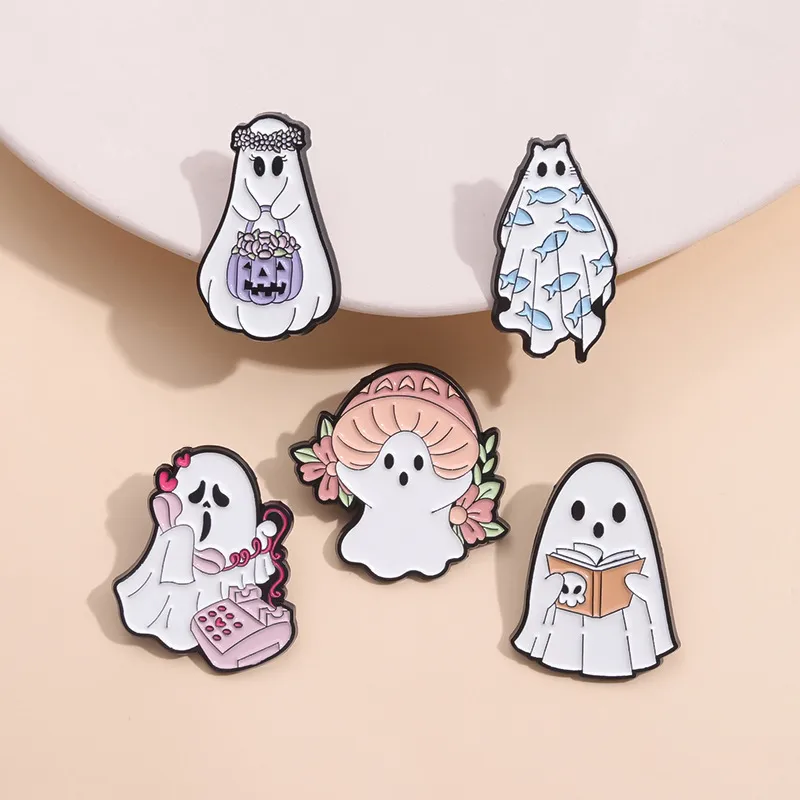 Cartoon Style Cowboy Style Halloween Pattern Ghost Devil Alloy Stamping Stoving Varnish Plating Women's Brooches display picture 4