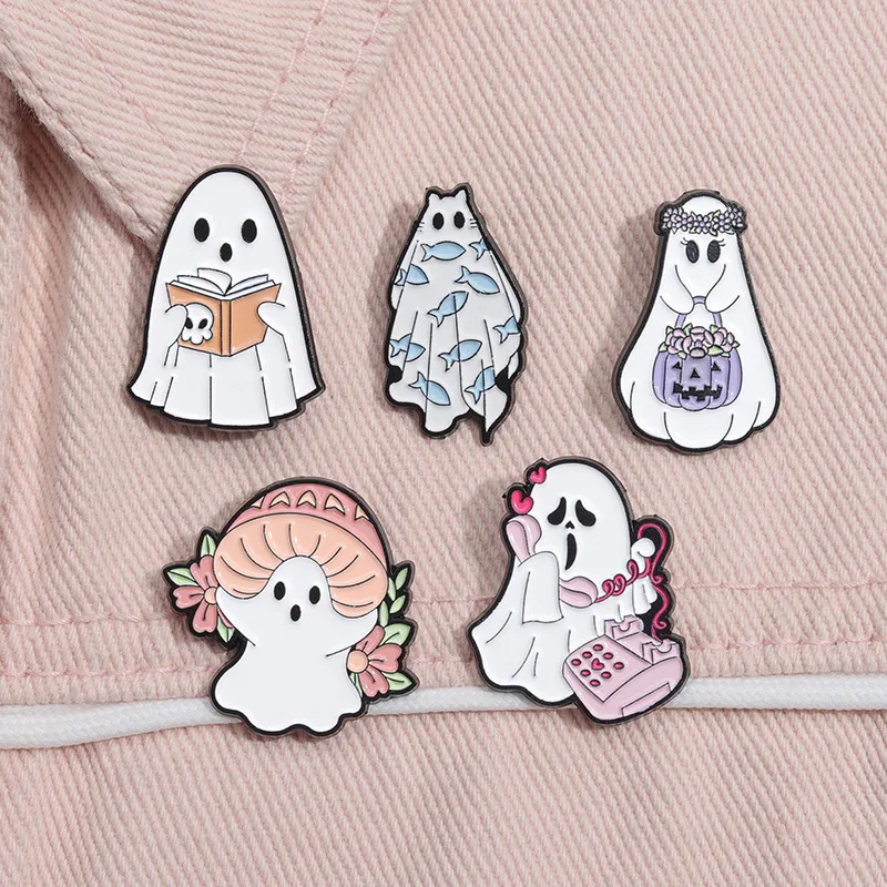 Cartoon Style Cowboy Style Halloween Pattern Ghost Devil Alloy Stamping Stoving Varnish Plating Women's Brooches display picture 9