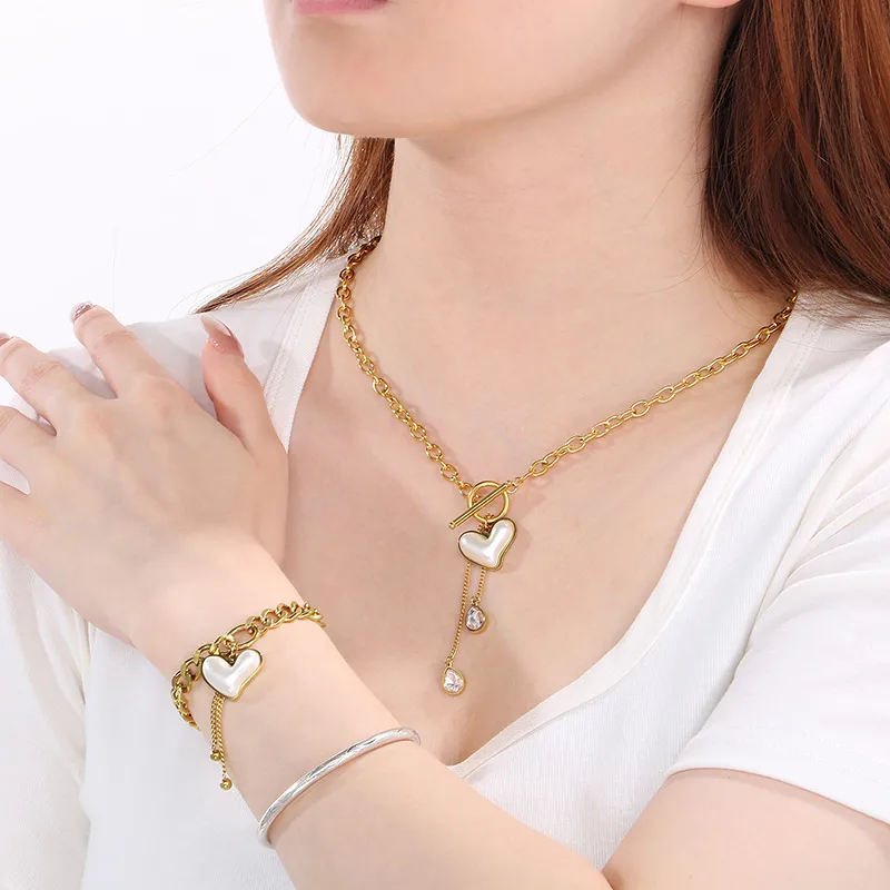 Wholesale Jewelry Simple Style Heart Shape 304 Stainless Steel 18K Gold Plated Jewelry Set display picture 6