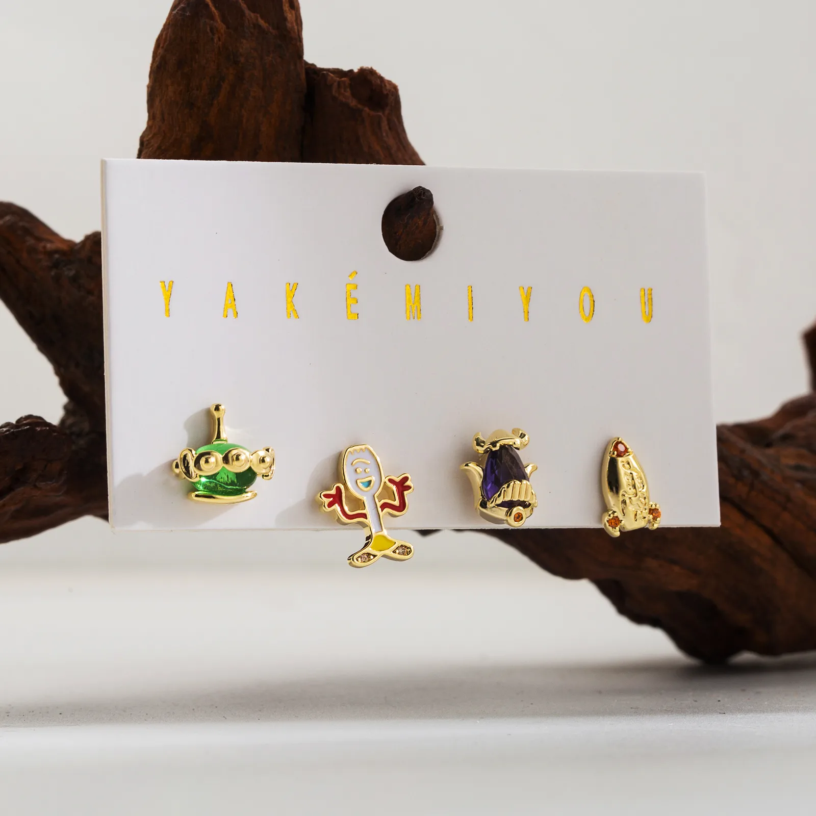 1 Set Yakemiyou Classic Style Cartoon Dog Rocket Enamel Inlay Copper Zircon 14K Gold Plated Ear Studs display picture 1