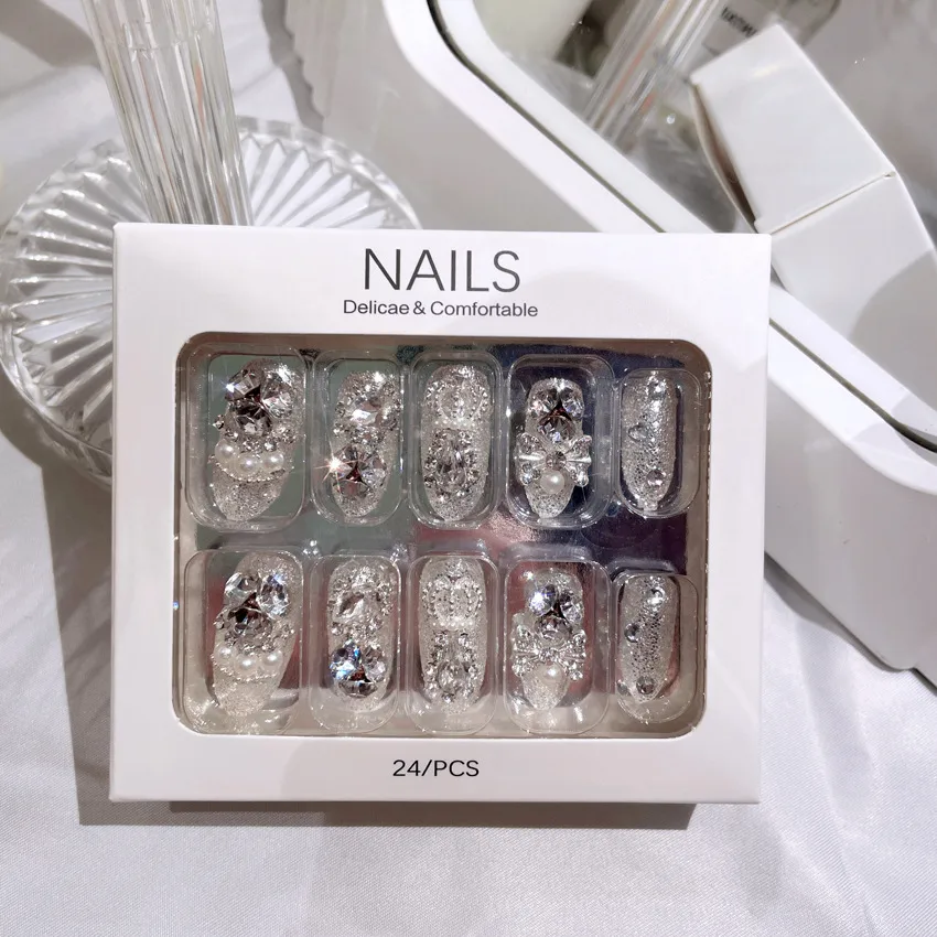 Wearing Nail Finished Nail Art 24 Pieces Boxed Fake Nails Wholesale Shining Gem Bride Nail Art Patch U36 display picture 5