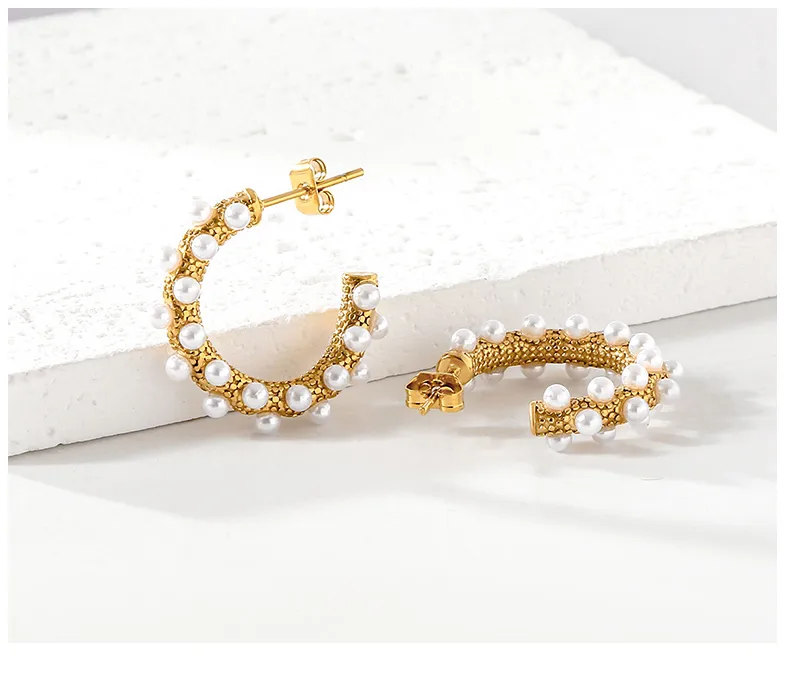 1 Pair Elegant C Shape 304 Stainless Steel 18K Gold Plated Ear Studs display picture 2