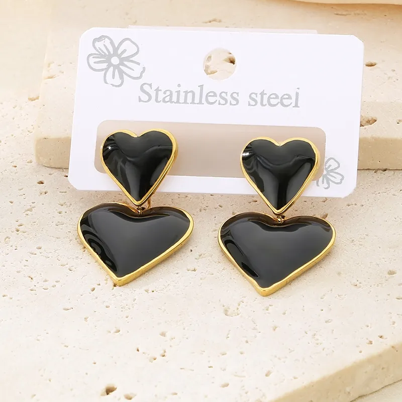 1 Pair Vintage Style Heart Shape 304 Stainless Steel 18K Gold Plated Drop Earrings display picture 4