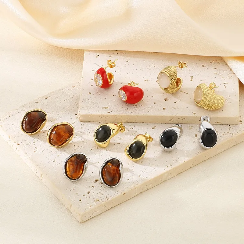 1 Pair Vintage Style Water Droplets 304 Stainless Steel 18K Gold Plated Ear Studs display picture 4
